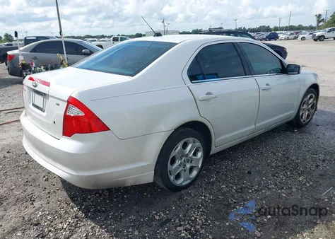 2011 Ford Fusion Se z USA, uszkodzony, nr VIN 3FAHP0HA0BR230769
